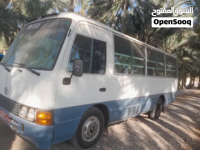 Toyota Hiace 2005 photo 2