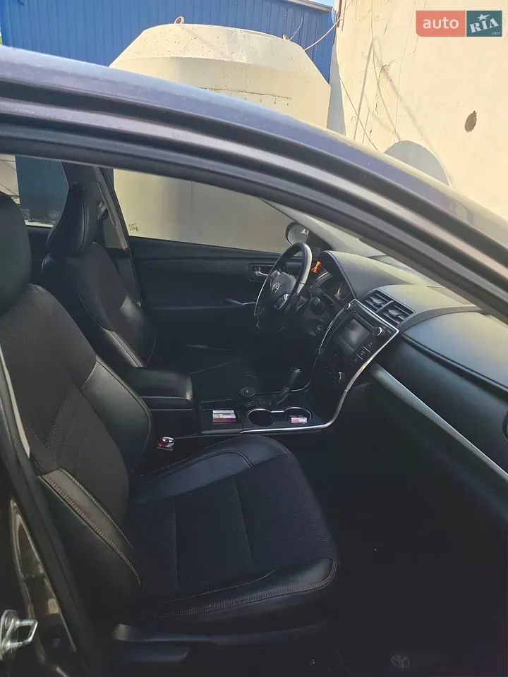 Toyota Camry 2016 photo 2