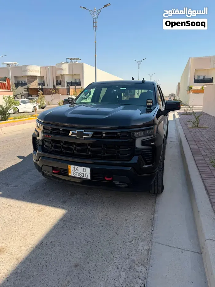 Chevrolet Silverado 2023 photo 3