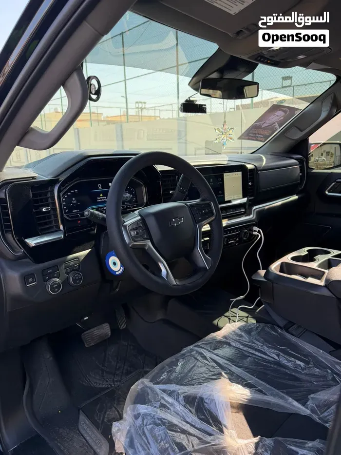 Chevrolet Silverado 2023 photo 4