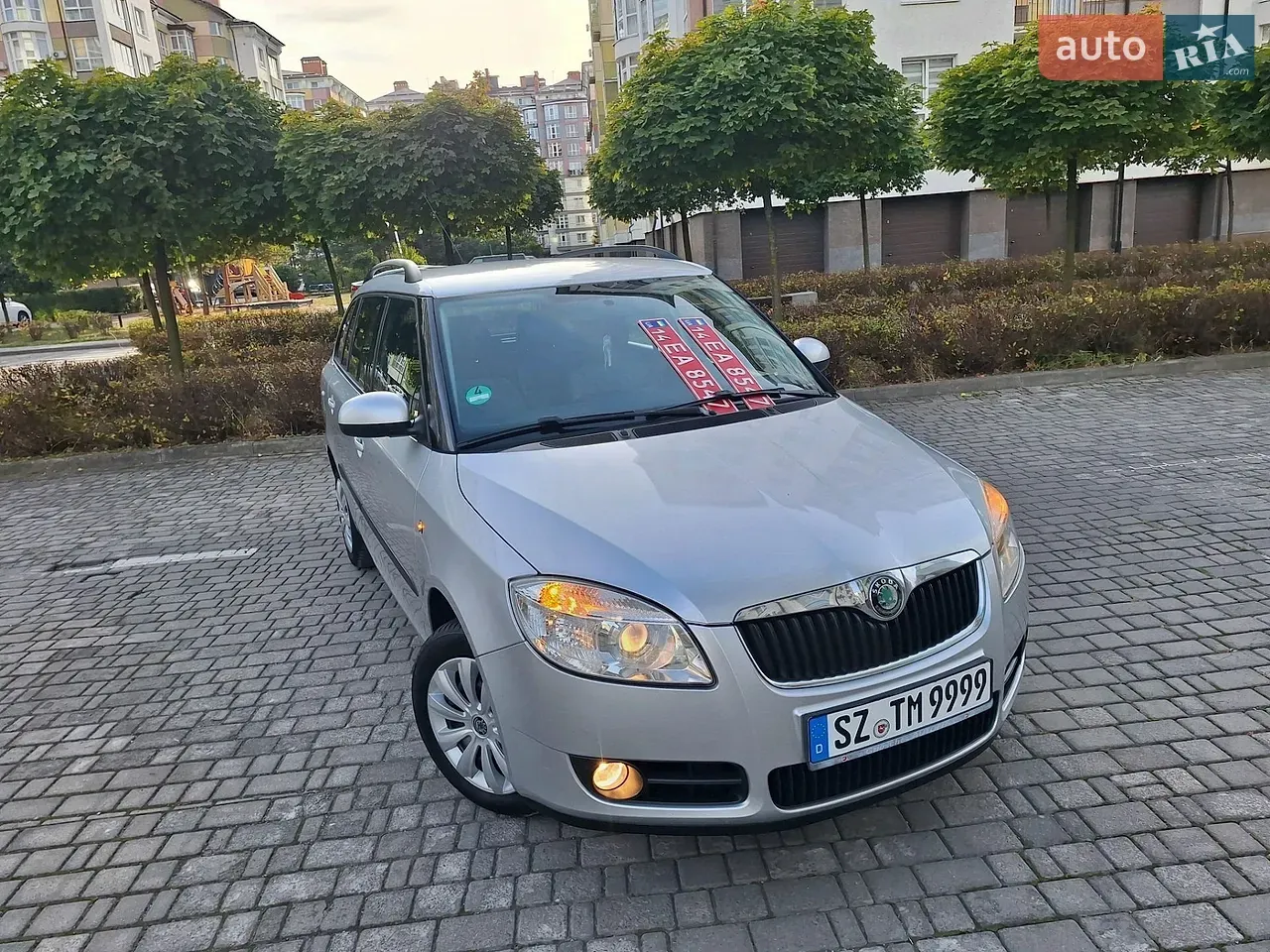 Skoda Fabia 2009 photo 2