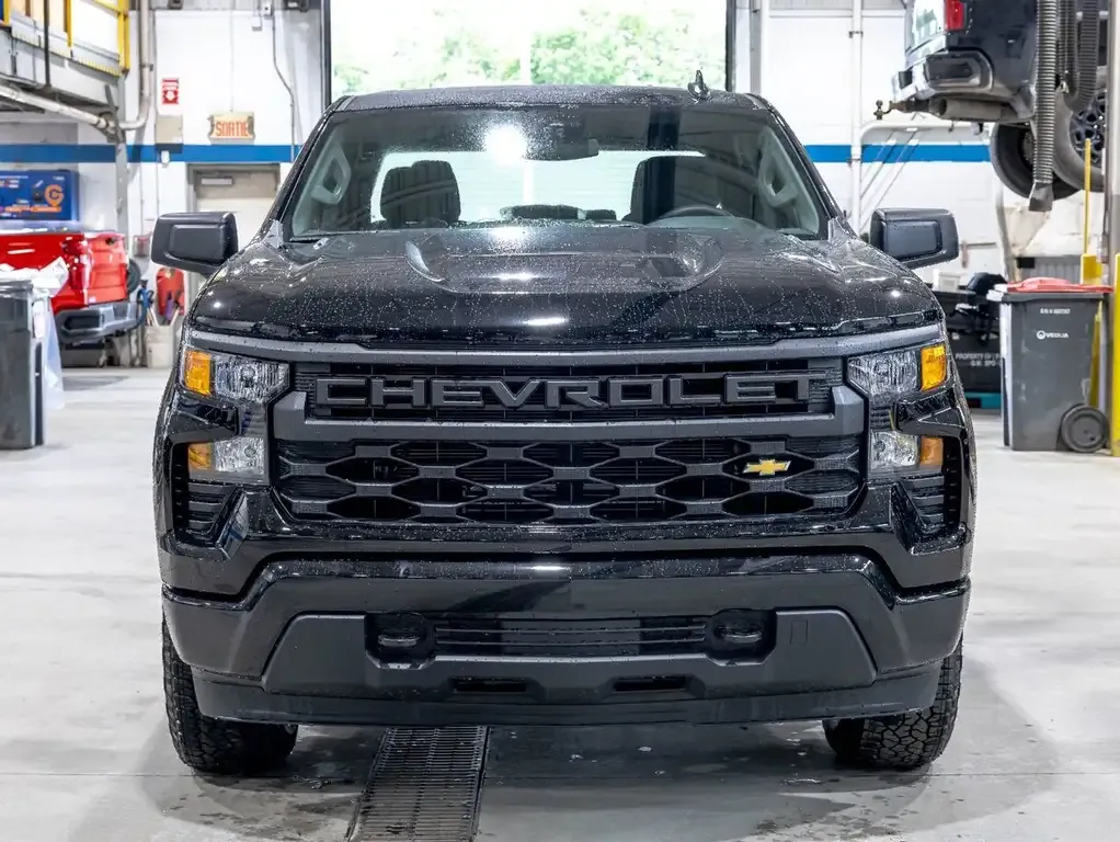 Chevrolet Silverado 1500 2026 photo 3