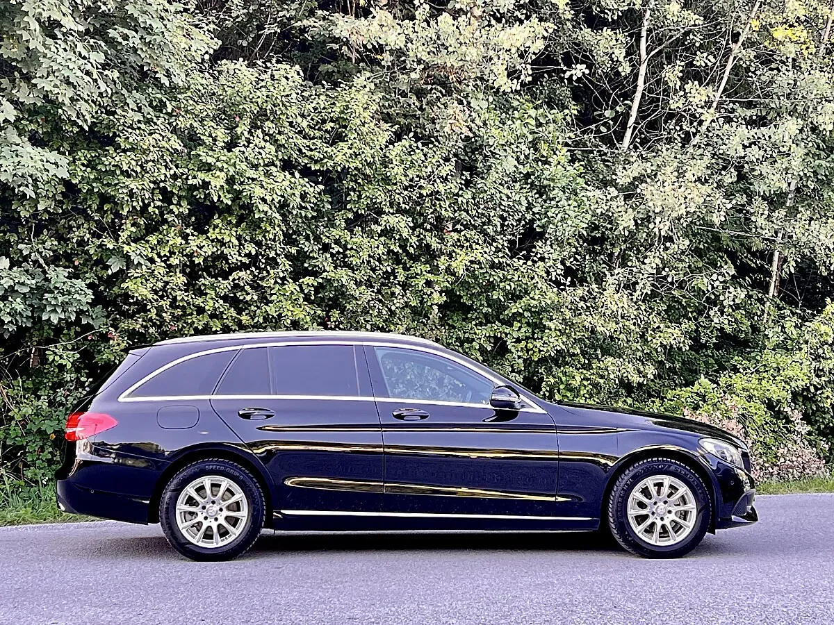 Mercedes-Benz C-Class 2016 photo 3