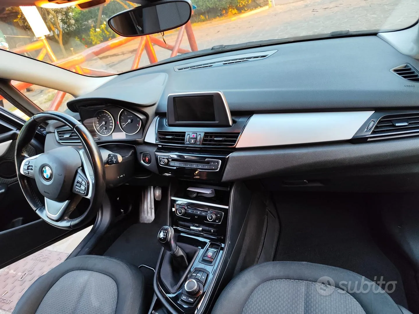 BMW 216D 2015 photo 5