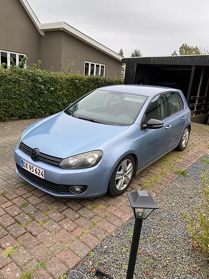 Volkswagen Golf Vi 2009 photo 2