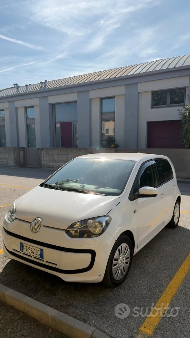 Volkswagen Up 2019 photo 2
