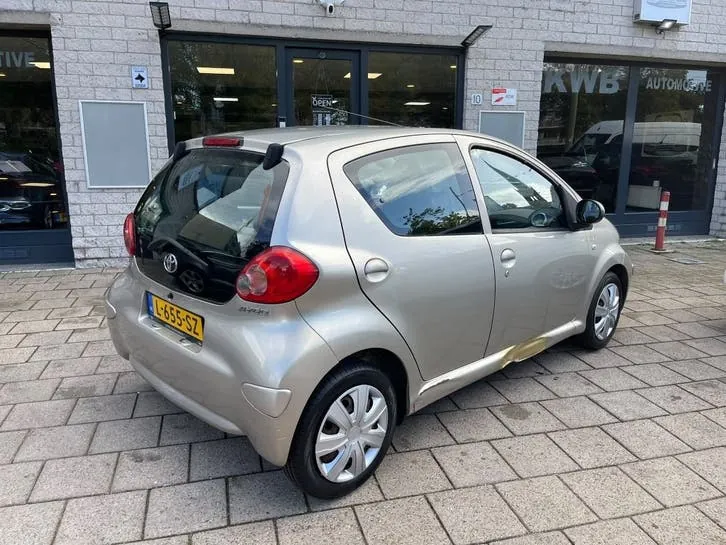 Toyota Aygo 2008 photo 3