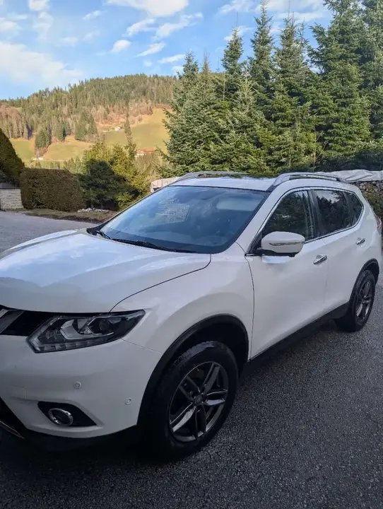 Nissan X-Trail 2016 photo 2