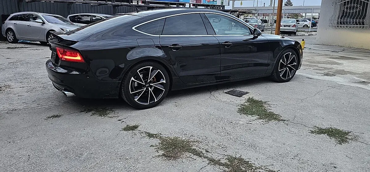 Audi A7 2012 photo 3