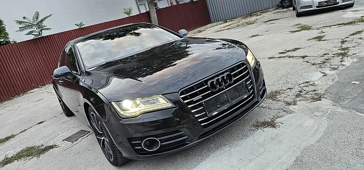 Audi A7 2012 photo 2