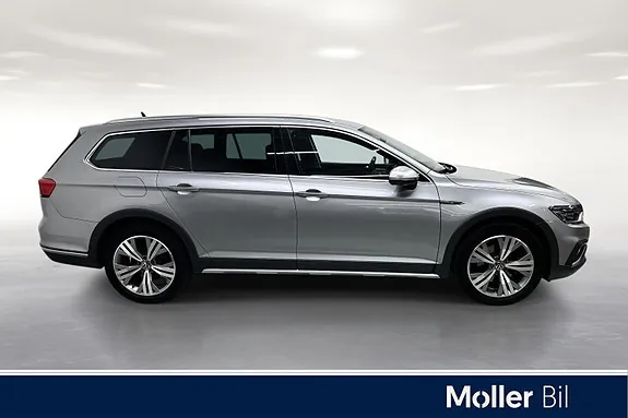 Volkswagen Passat Alltrack 2023 photo 4