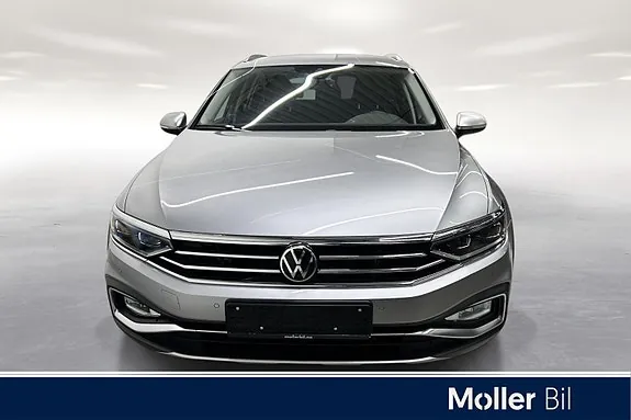 Volkswagen Passat Alltrack 2023 photo 2