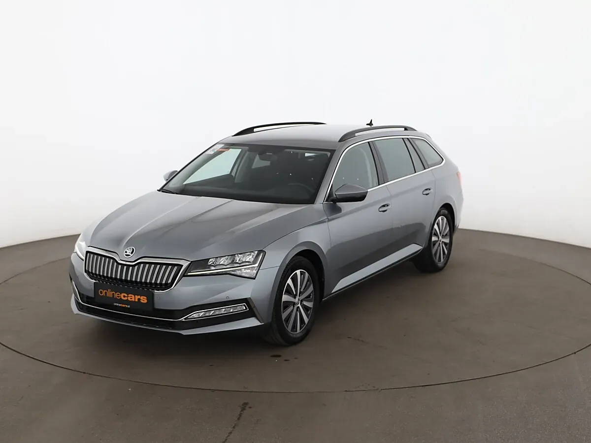 Skoda Superb 2021 photo 2