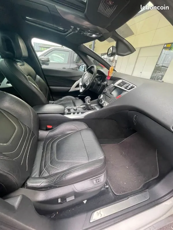 Citroen Ds5 2011 photo 2