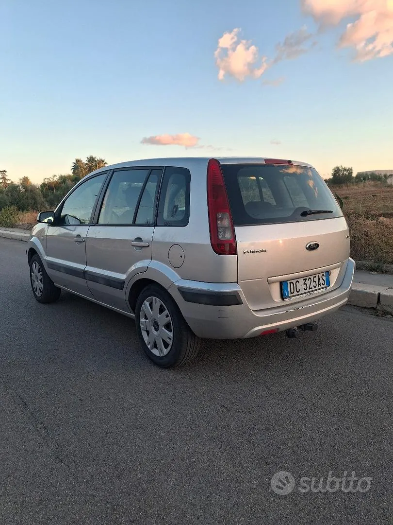 Ford Fusion 2006 photo 4