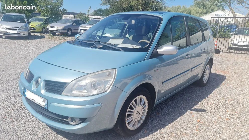 Renault Grand Scenic 2007 photo 2