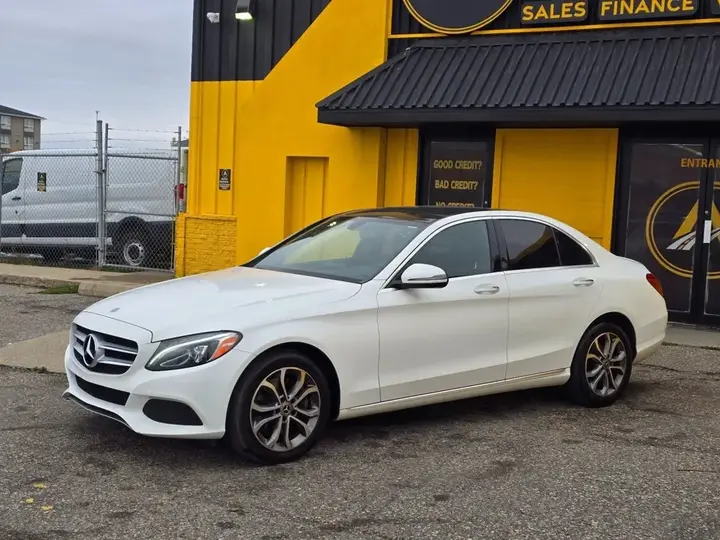 Mercedes-Benz C-Class 2018 photo 2