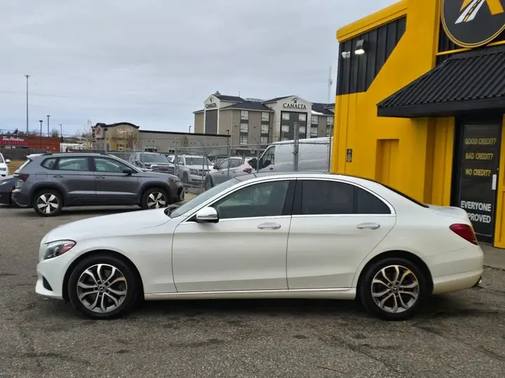 Mercedes-Benz C-Class 2018 photo 3