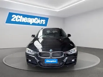 BMW 320I 2014 photo 3