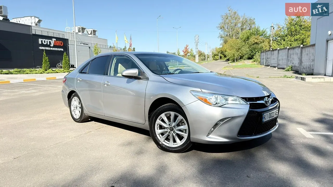 Toyota Camry 2017 photo 2