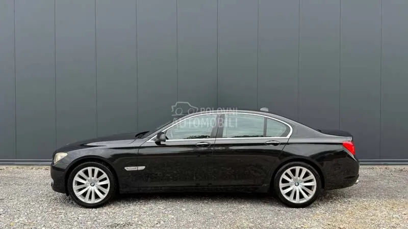 BMW 730 2009 photo 2