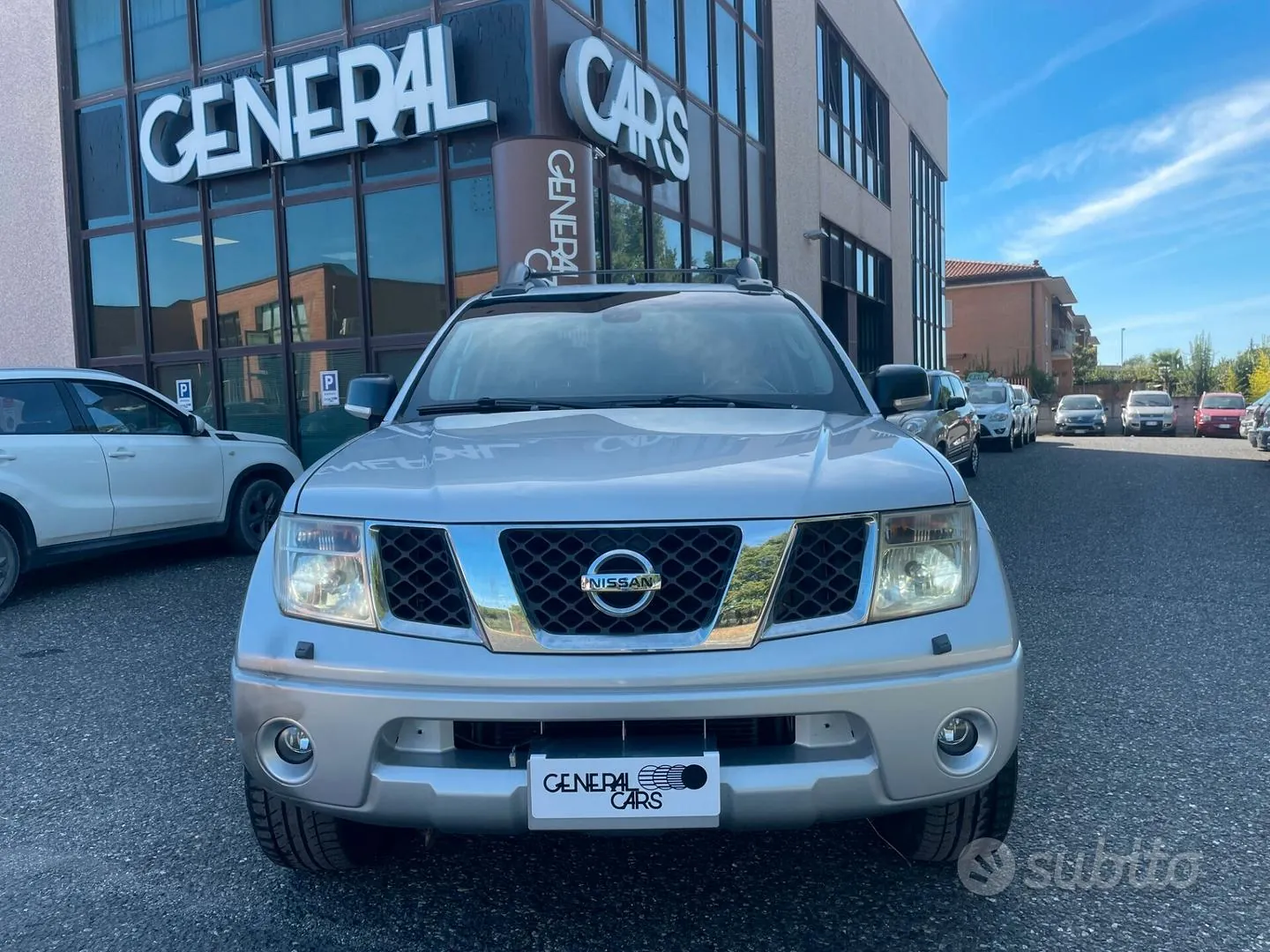 Nissan Navara 2009 photo 4
