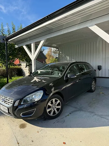 Volvo V60 2012 photo 2