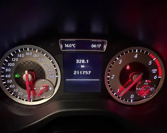 Mercedes-Benz A 180 2013 photo 5