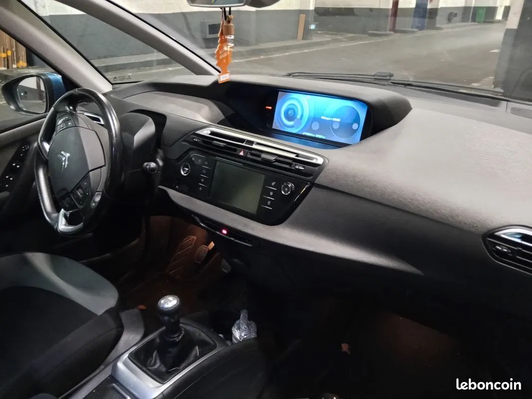 Citroen C4 Picasso 2015 photo 3