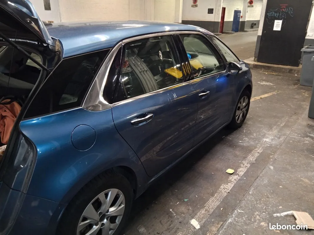 Citroen C4 Picasso 2015 photo 2
