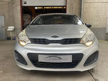 Kia Rio 2012 photo 3