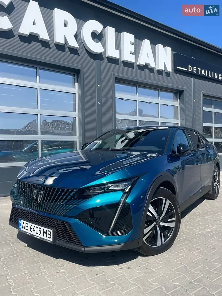 Peugeot 408