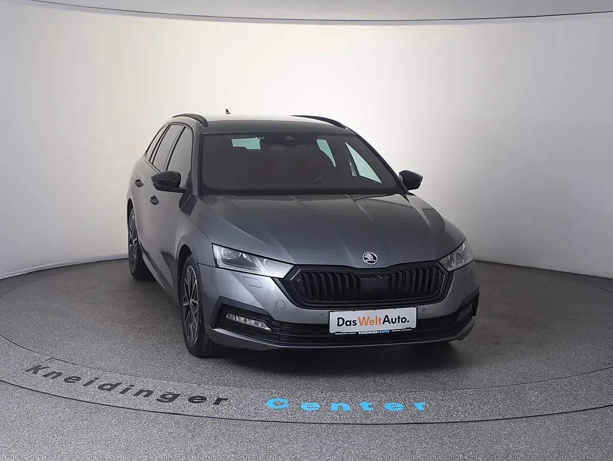 Skoda Octavia 2022 photo 2