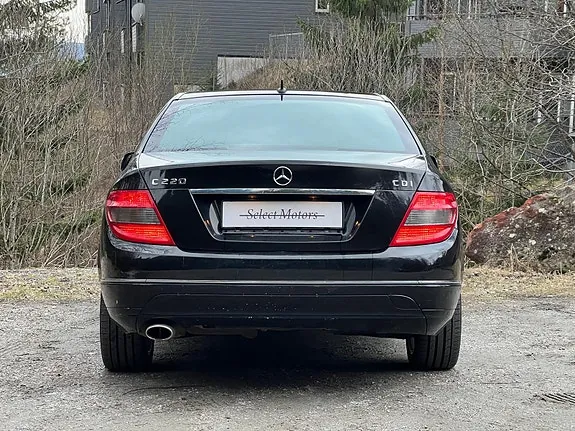 Mercedes-Benz C220 D 2007 photo 4