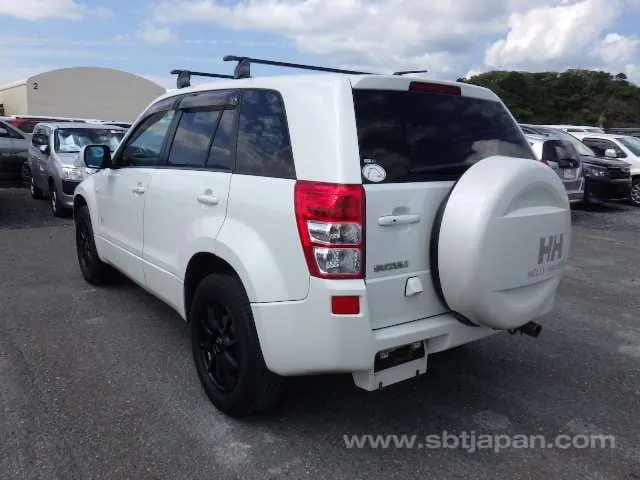 Suzuki Escudo 2007 photo 3