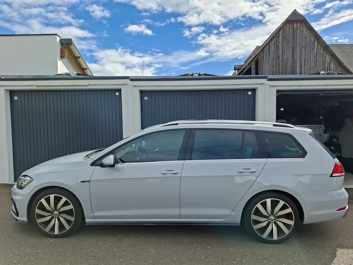 Volkswagen Golf 2017 photo 2