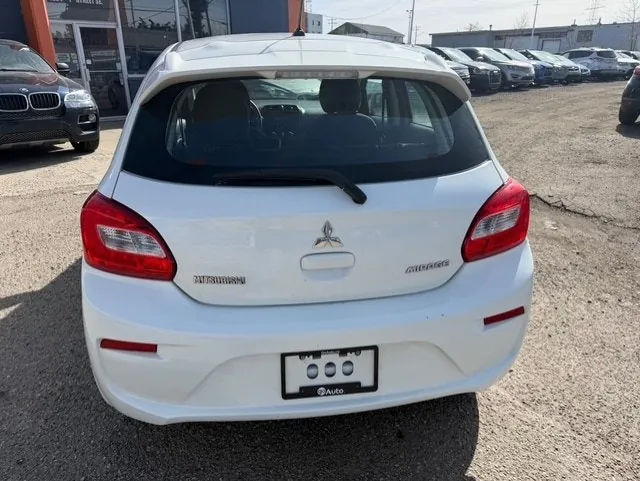 Mitsubishi Mirage 2017 photo 5