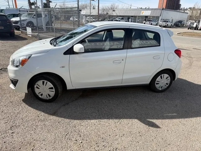 Mitsubishi Mirage 2017 photo 3