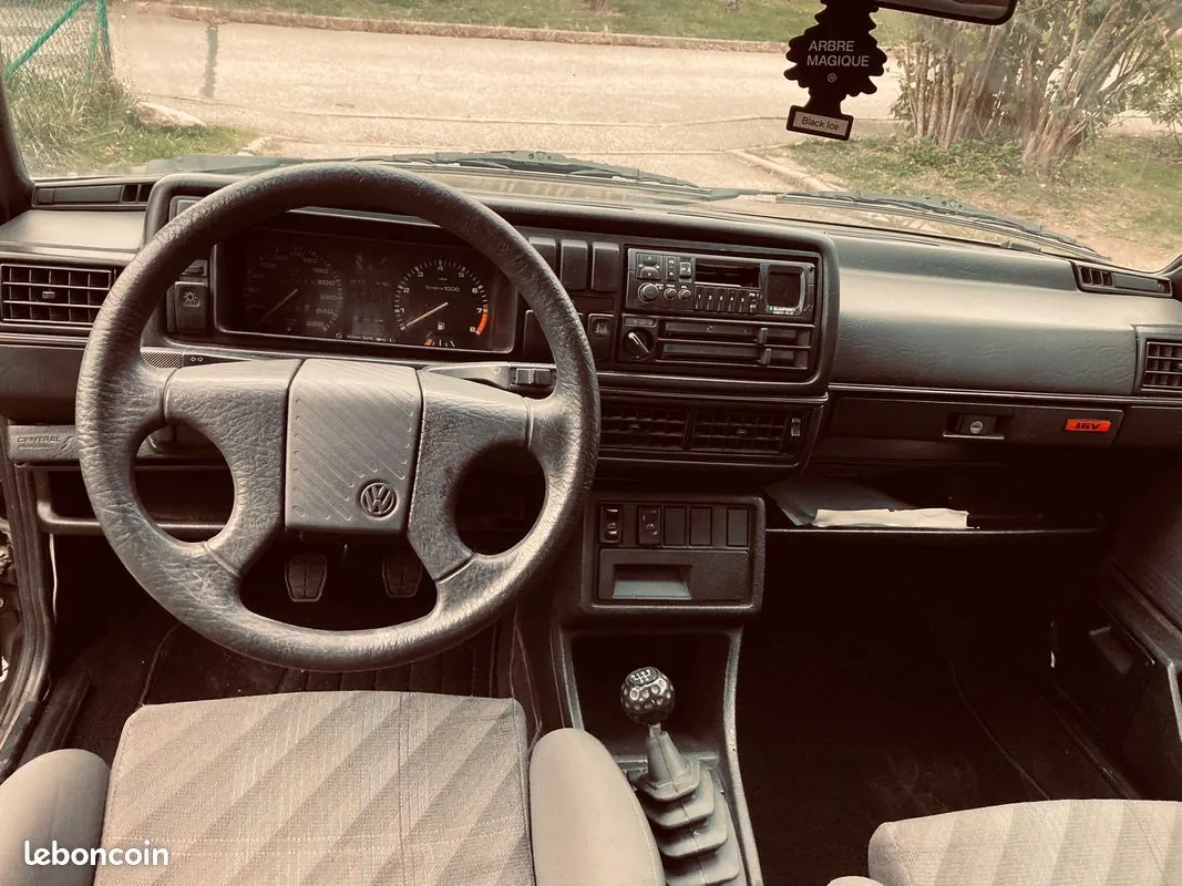 Volkswagen Golf 1989 photo 2