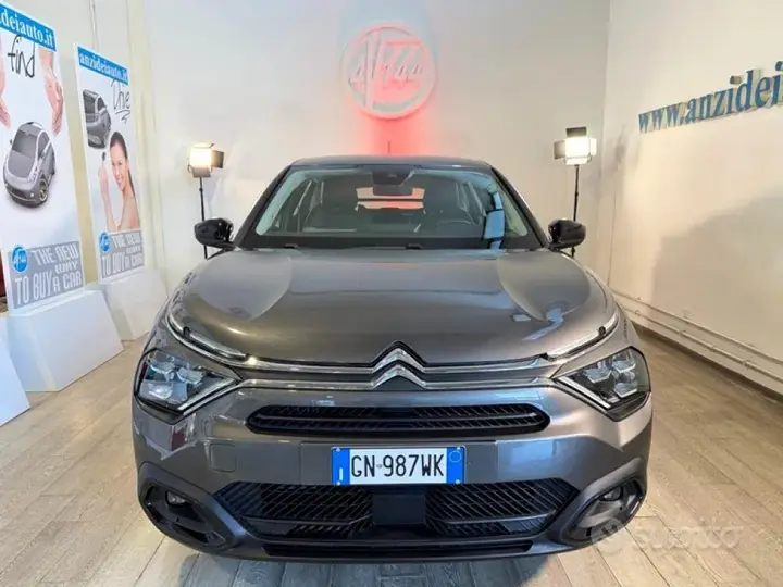 Citroen C4 2023 photo 2