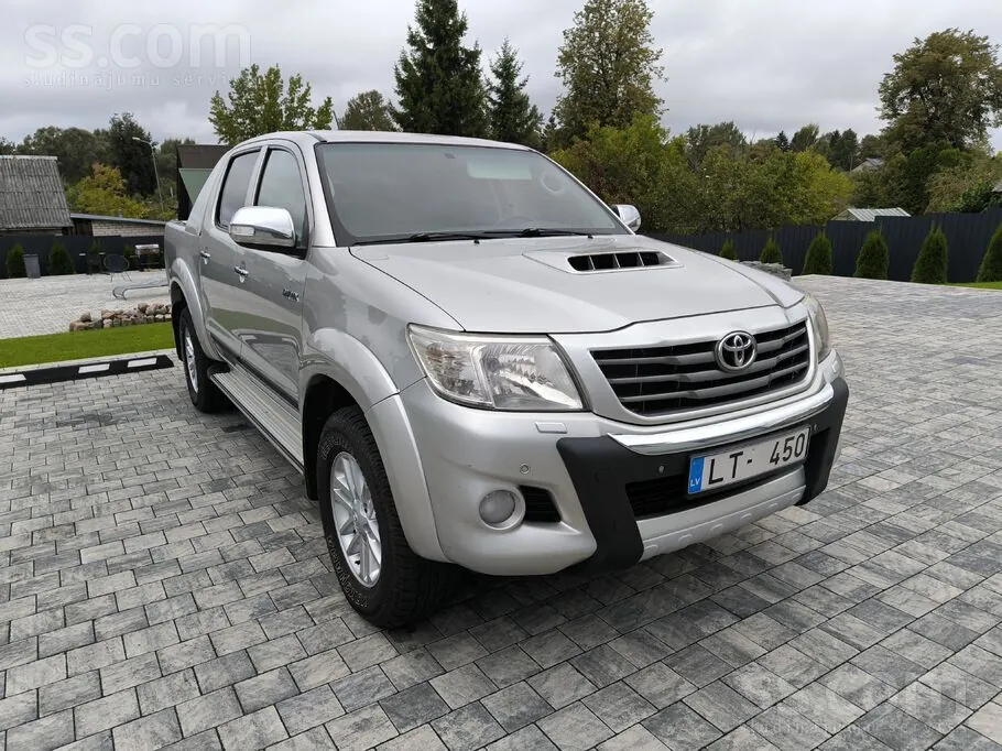 Toyota Hilux 2013 photo 3