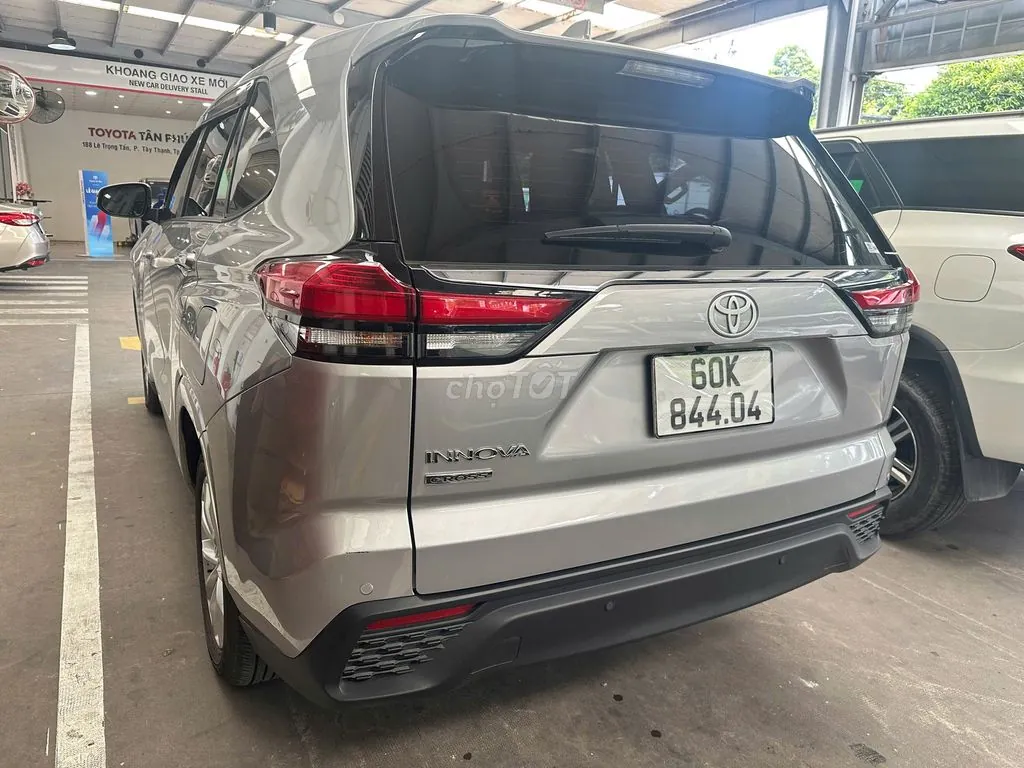 Toyota Innova Cross 2025 photo 3