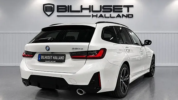 BMW 330E 2023 photo 2