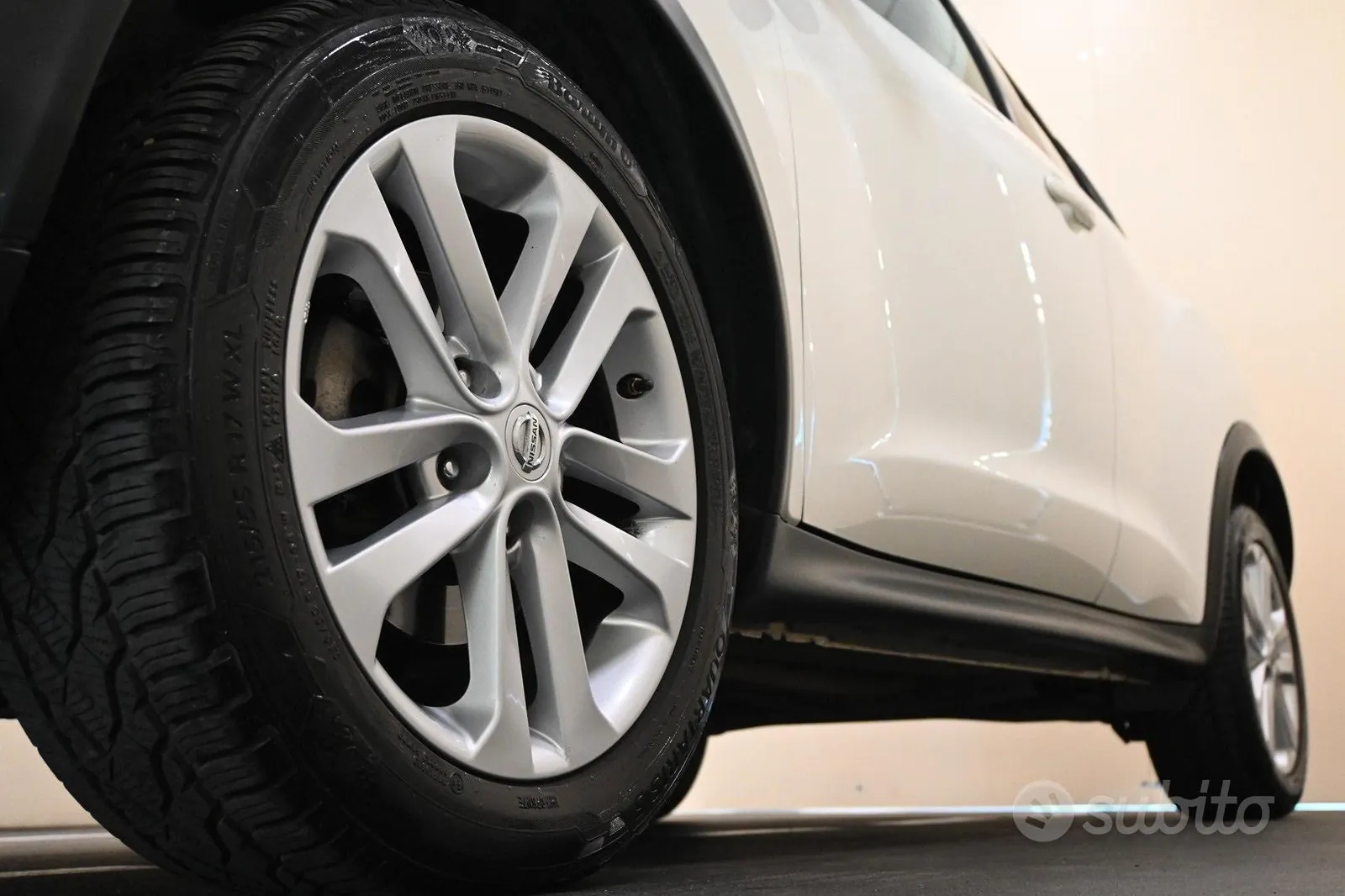 Nissan Juke 2015 photo 4