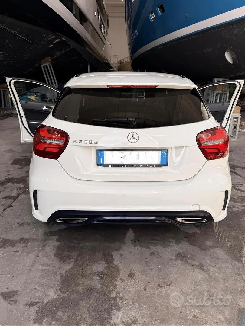 Mercedes-Benz A-Class 2015 photo 2
