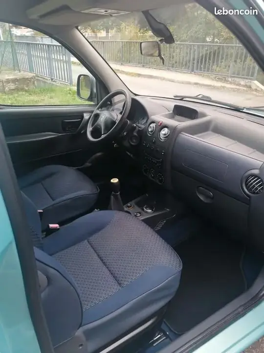 Citroen Berlingo 2008 photo 3
