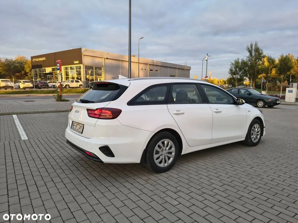 Kia Ceed 2023 photo 5