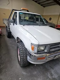 Toyota Hilux 1994 photo 2