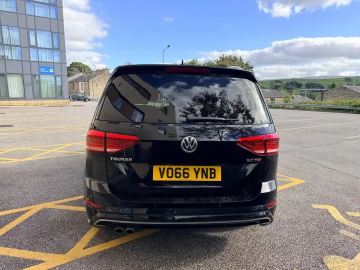 Volkswagen Touran 2016 photo 3