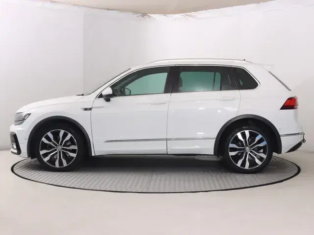 Volkswagen Tiguan 2016 photo 2